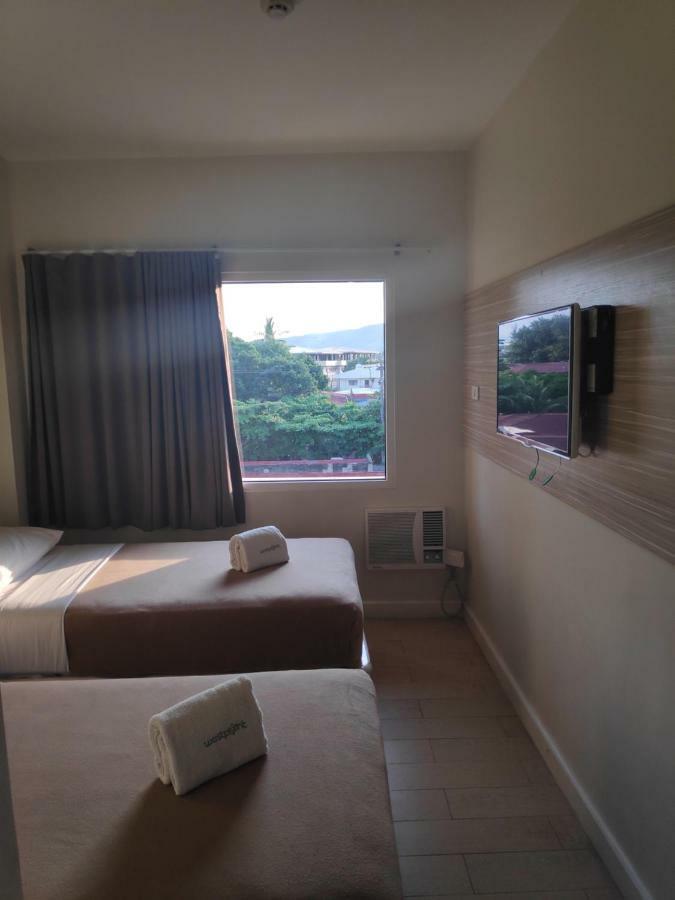 Westpoint Hotel Cebu Exterior foto